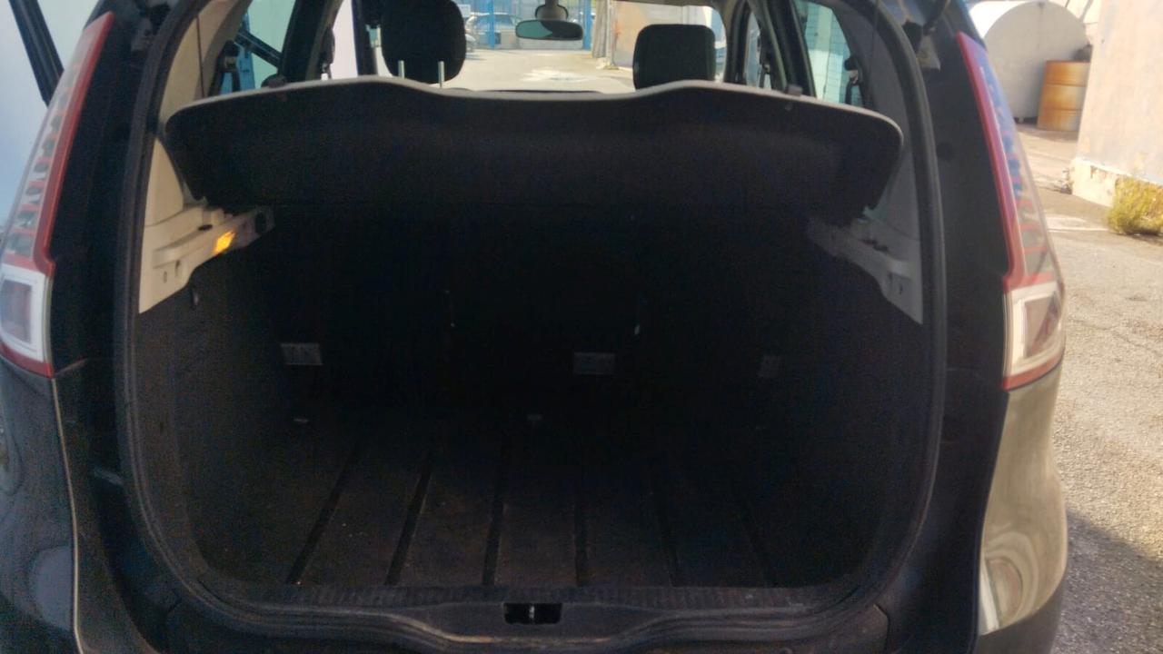 Renault Scenic Scénic X-Mod 1.9 dCi 130CV Luxe