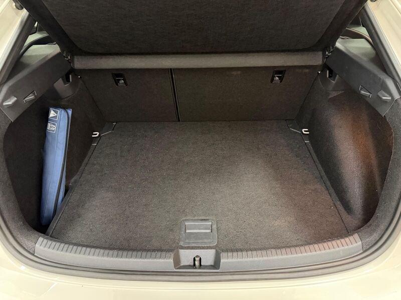Volkswagen Taigo 1.0 TSI 81kW R-Line