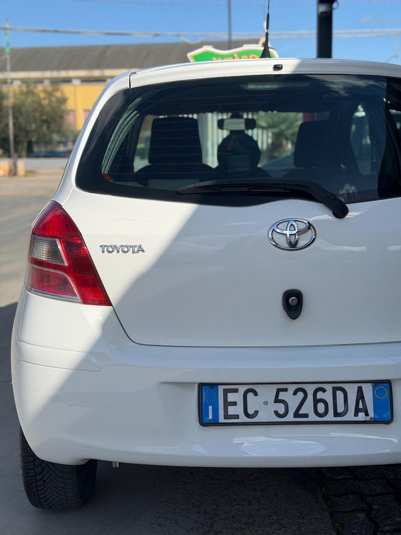 Toyota YARIS 1.0 BENZINA 2010 - SERVICE TOYOTA