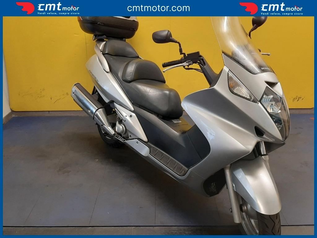 Honda Silver Wing 600 - 2001