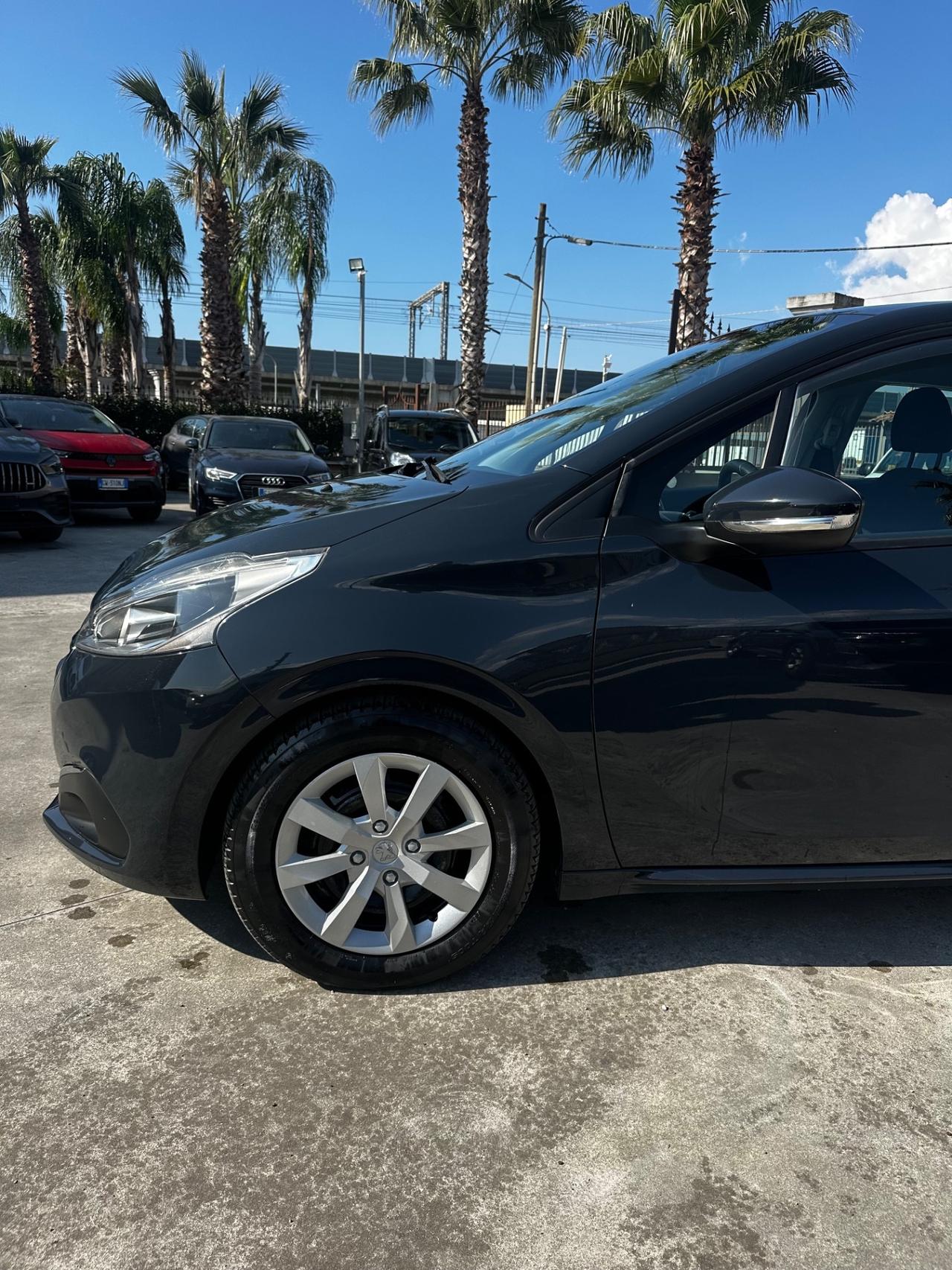 Peugeot 208 BlueHDi 75 5 porte Allure