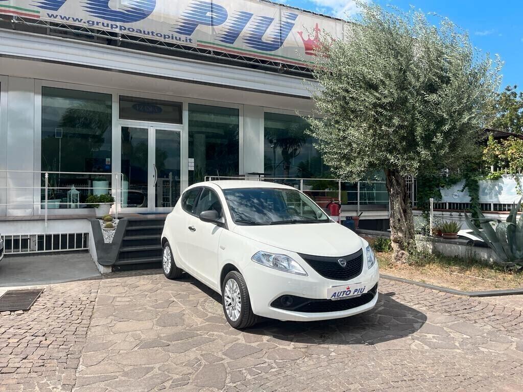 Lancia Ypsilon 1.2 69 CV 5 porte S&S Gold BONUS GPL