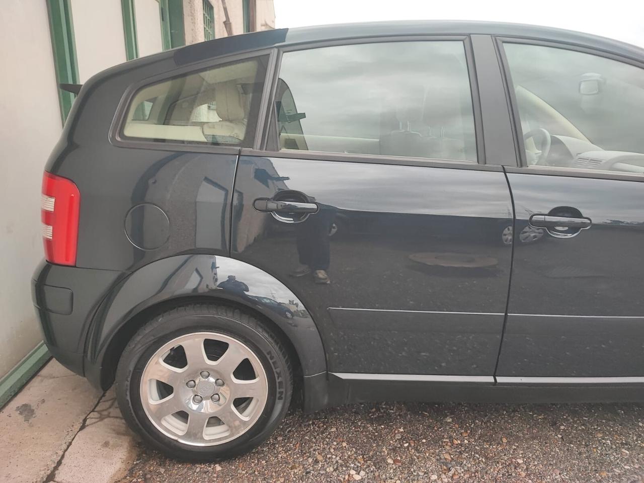 Audi A2 1.4 BENZINA PARI AL NUOVO ASI