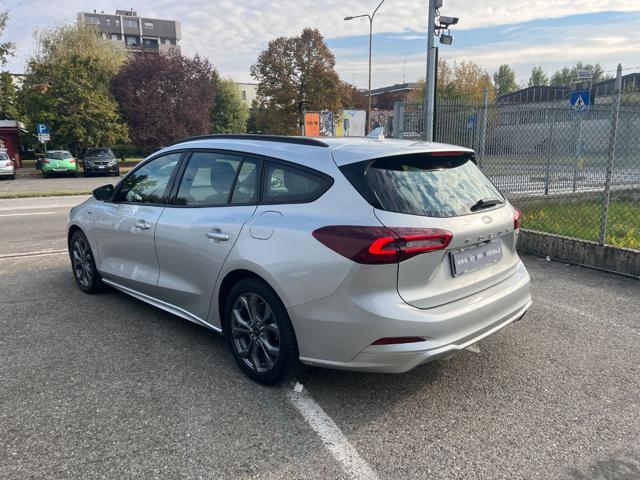 FORD Focus 1.0 EcoBoost Hybrid 155 CV Powershift SW ST-Line