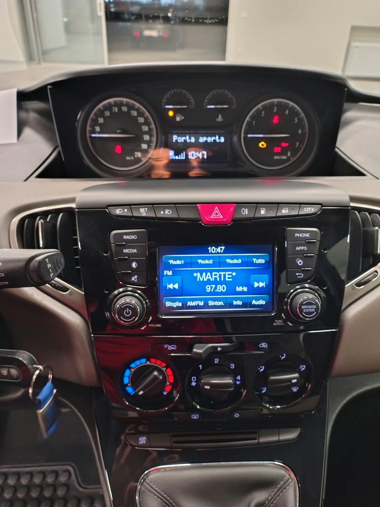 Lancia Ypsilon 1.2 69 CV 5 porte GPL Ecochic Gold