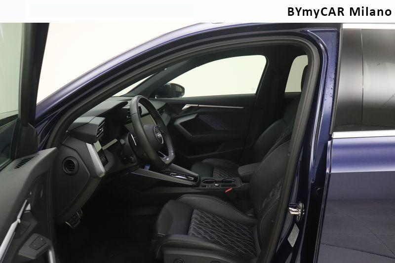 Audi A3 35 1.5 TFSI mHEV 48V Identity Contrast S tronic