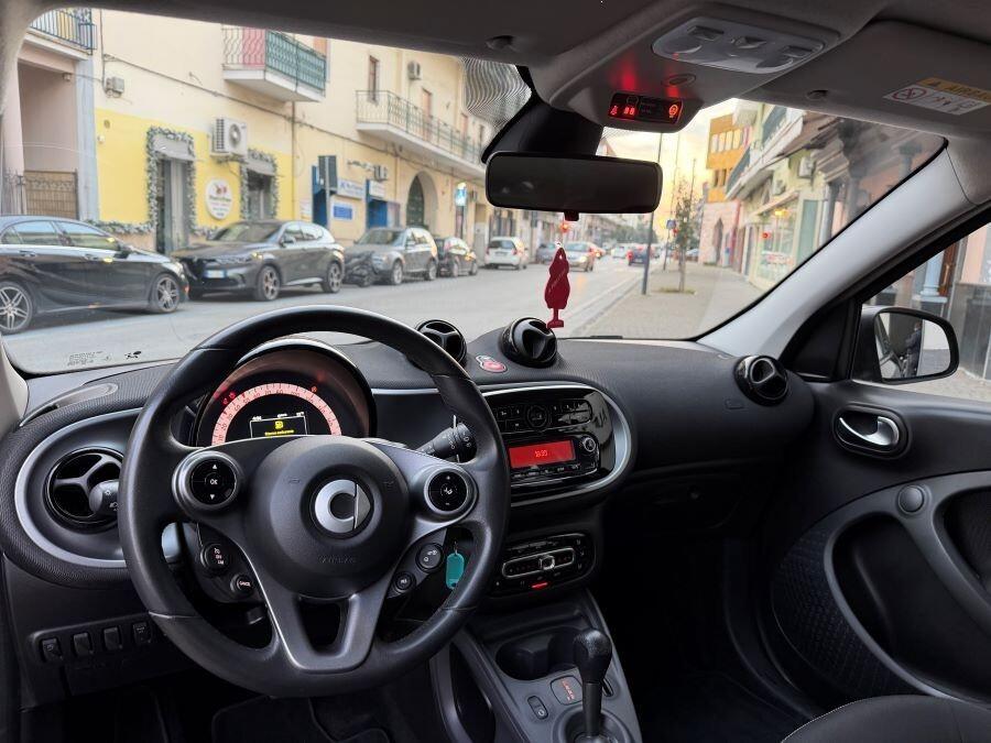 SMART FORFOUR 1.0 AUTOM PASSION CERTIFICATA NUOVA