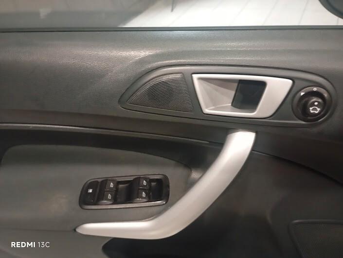 FORD FIESTA DEL 2012 BENZINA GPL FINO AL 2032