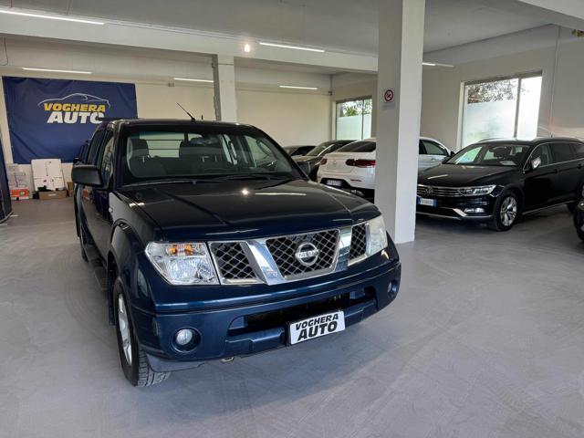 NISSAN Navara 2.5 dCi 4 porte Double Cab LE