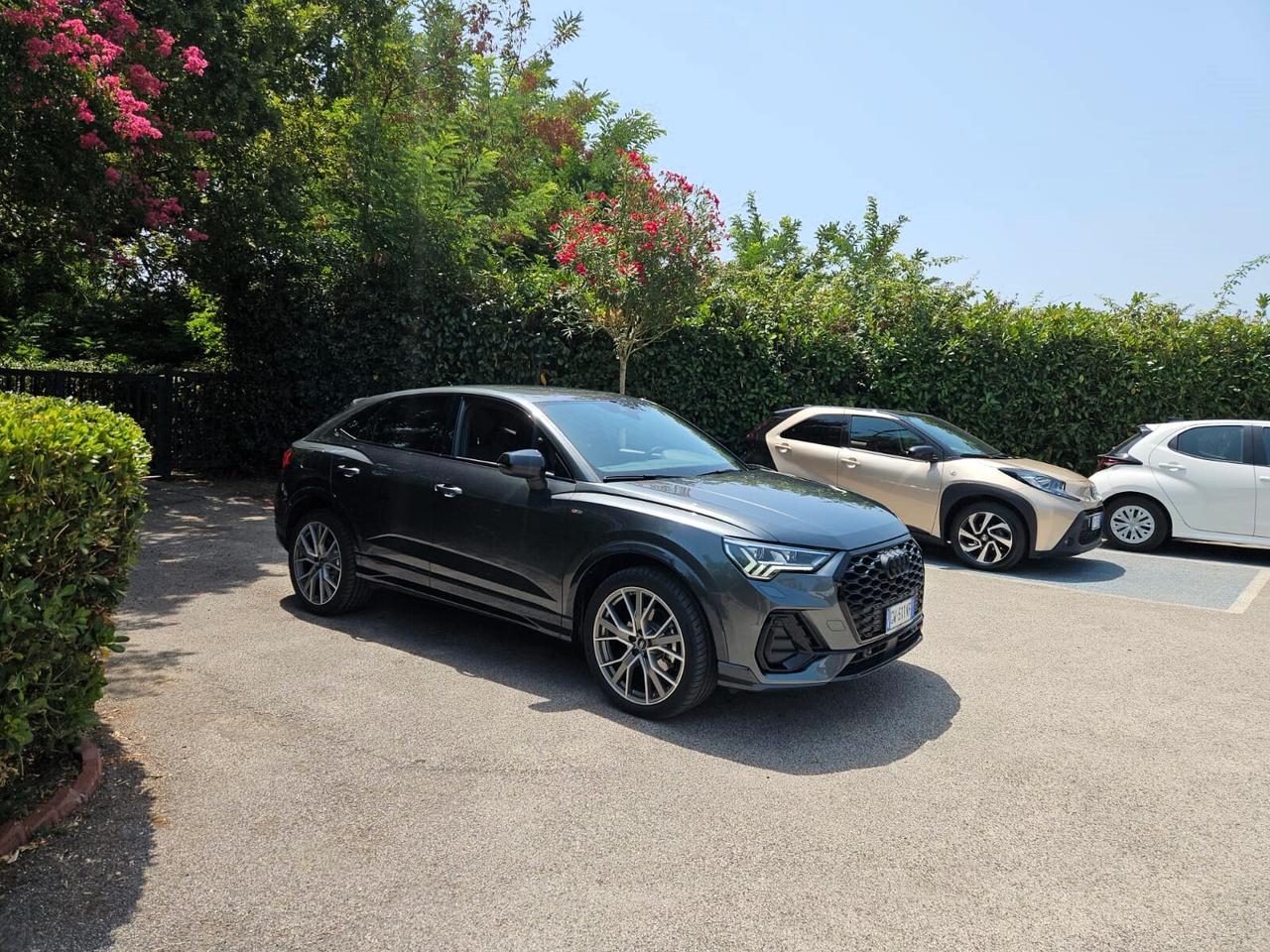 Audi Q3 SPB 35 TDI S tronic line Black Identity
