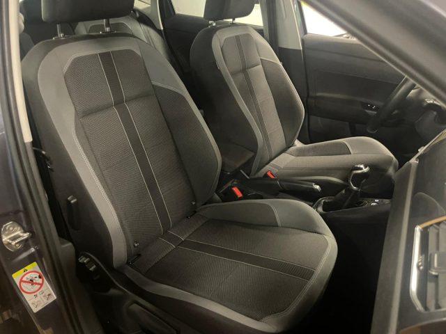 VOLKSWAGEN Polo 1.0 TSI Style MATRIX 16" C/GRIMALDI SP. DAY