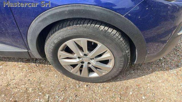 PEUGEOT 3008 3008 AUTOM 1.5 bluehdi Business s TG : GC806FJ