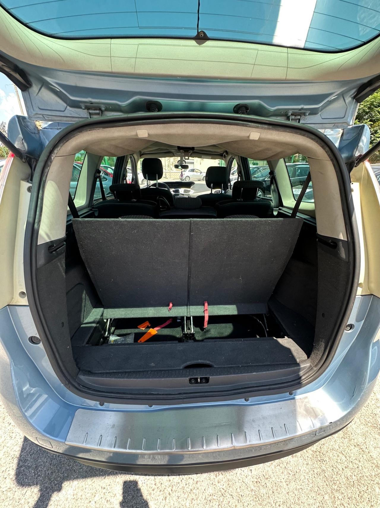 Renault Scenic Scénic 1.9 dCi 130CV Luxe