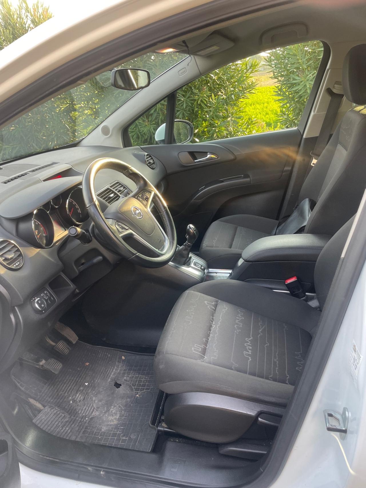 Opel Meriva 1.4 benzina anno 2011 km 115 mila