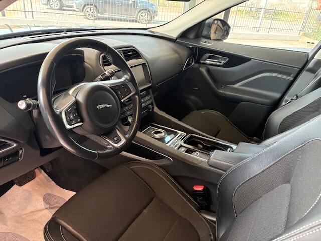 Jaguar F-Pace 2.0 D 240 CV AWD aut. R-Sport