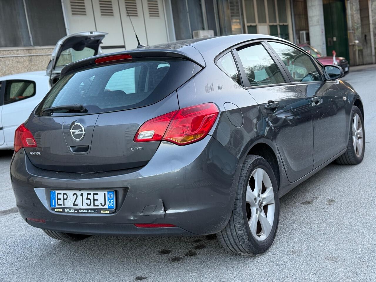 Opel Astra 1.7 CDTI 110CV 5 porte PRONTA CONSEGNA