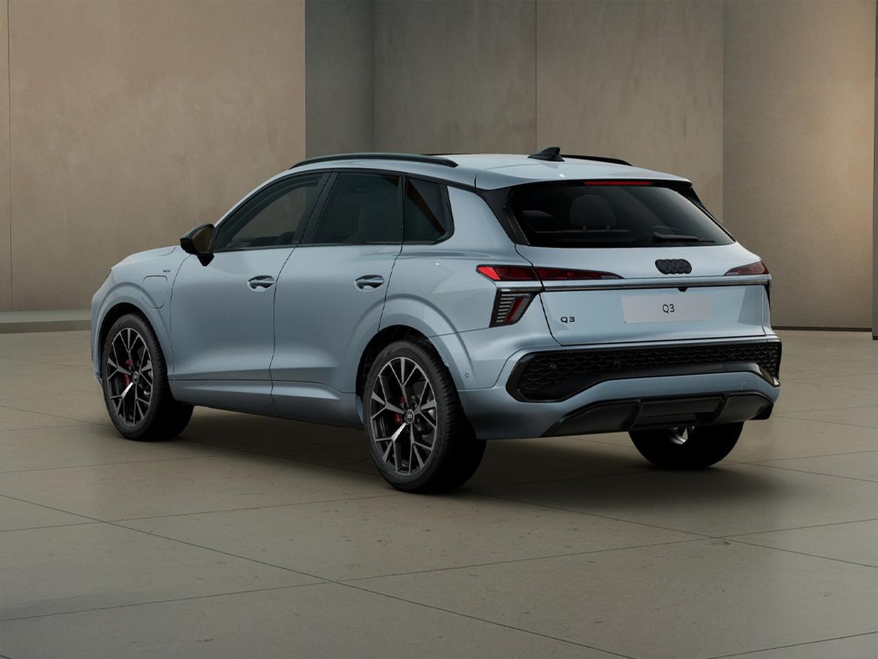 Audi Q3 1.5 e-hybrid business 272cv s-tronic