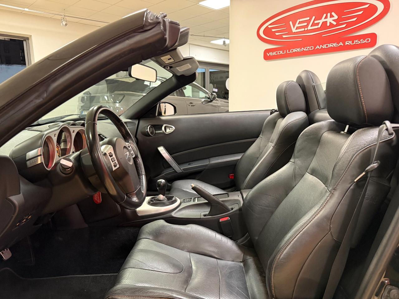 Nissan Z 350Z Roadster 3.5 V6 Lev 2