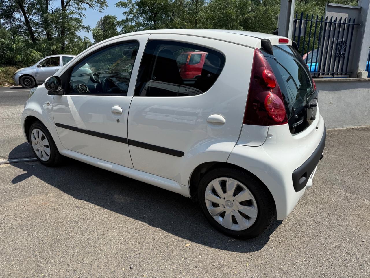 Peugeot 107 1.0 68CV 5p. Active 2Tronic