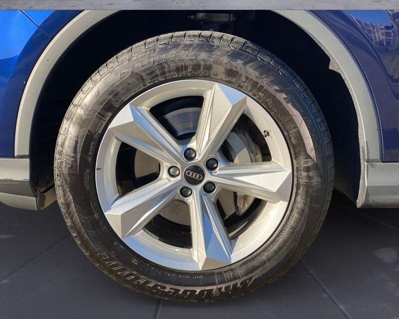 Audi Q7 II 2019 45 3.0 tdi mhev Business quattro tiptronic