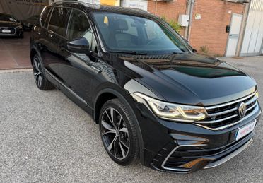 Volkswagen Tiguan Allspace 2.0 TDI SCR DSG 4MOTION R-Line 7 posti Gancio traino