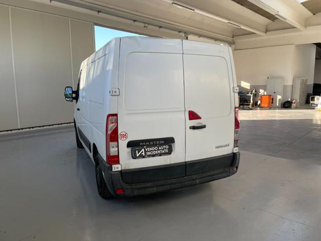 RENAULT Master 28 2.3 DCI 110CV FURGONE CAMBIO MANUALE