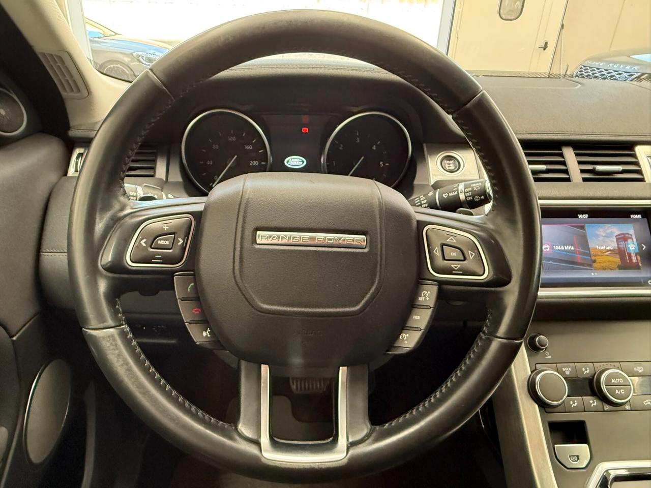 Land Rover Range Rover Evoque 2.0 TD4 150 CV 5p. SE