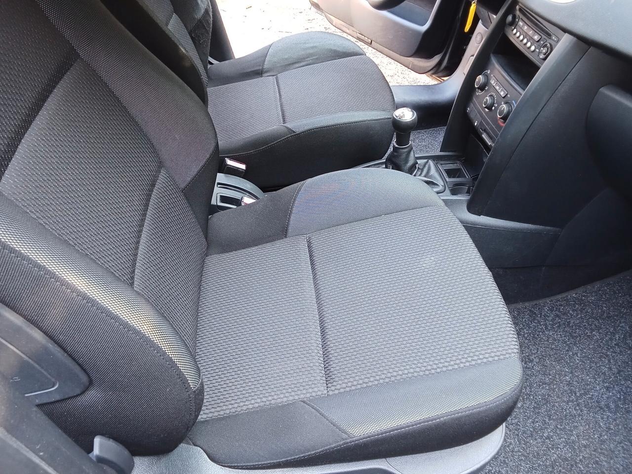 Peugeot 207 1.4 8V 75CV 5p. Energie Sport