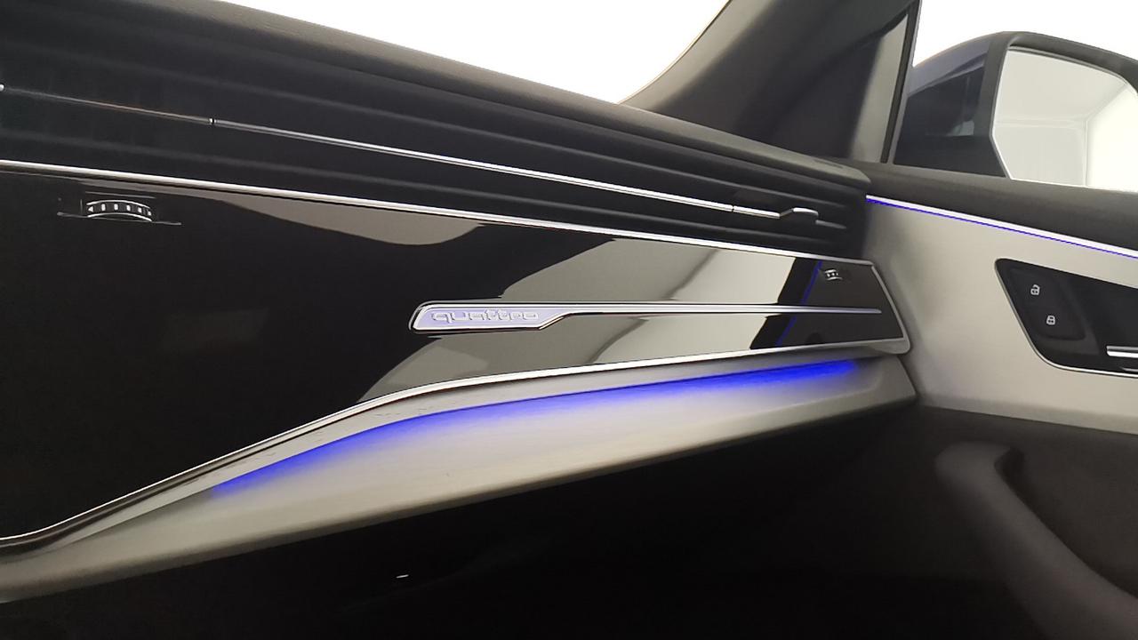 AUDI Q8 - Q8 50 3.0 tdi mhev Sport quattro tiptronic