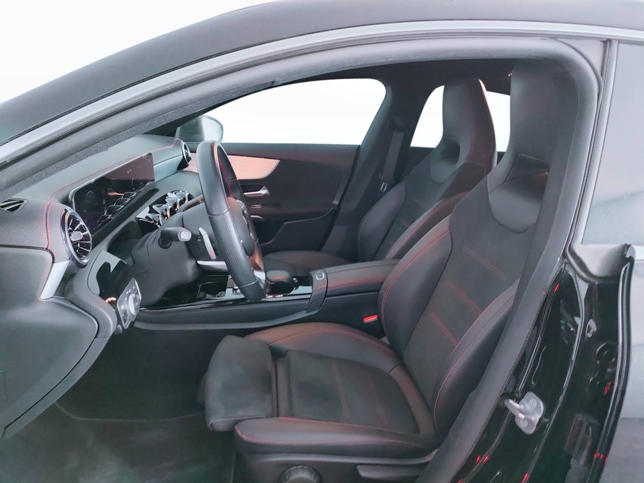 Mercedes-Benz CLA Shooting Brake 200d Premium auto