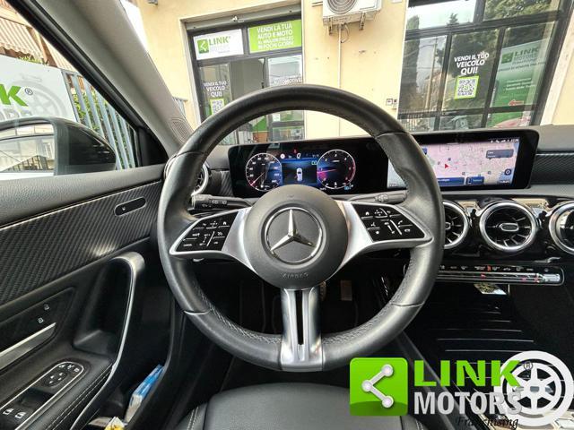 MERCEDES-BENZ A 180 Advance Progressive