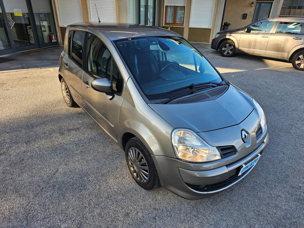 Renault Modus 1.5 dCi 90CV - OK Neopatentati