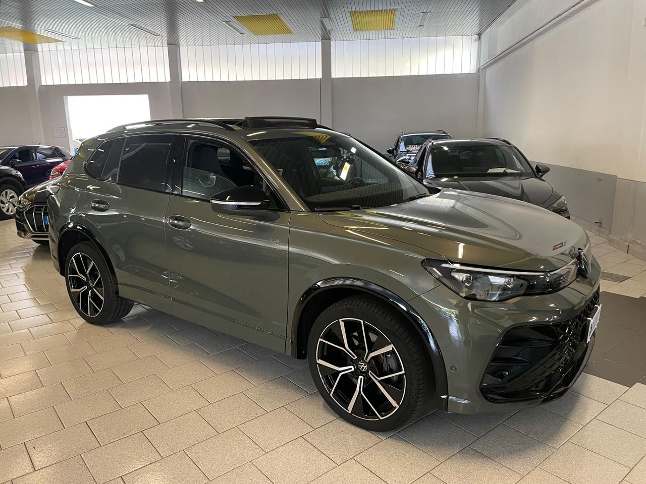 Volkswagen Tiguan 2.0 TDI 193 CV DSG 4MOTION R-Line Plus