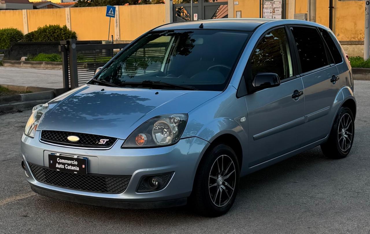 Ford Fiesta 1.4 TDCi TITANIUM