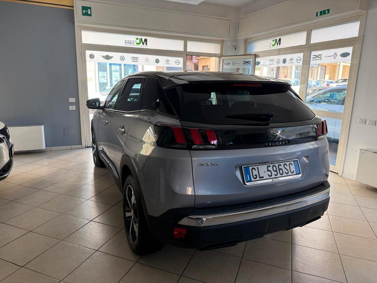 Peugeot 3008 BlueHDi 130 S&S EAT8 Active Pack