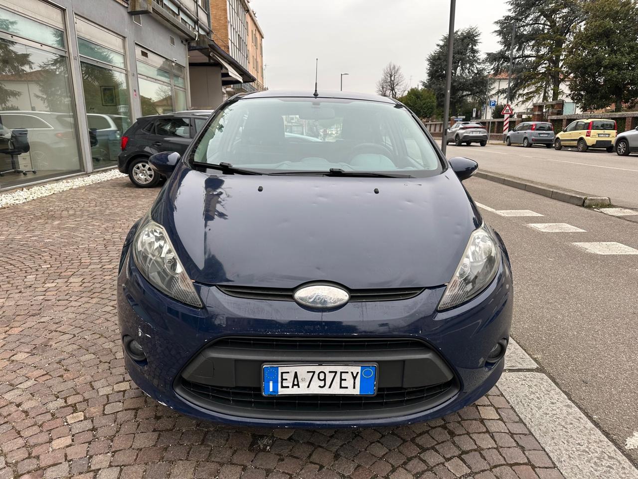 Ford Fiesta 1.4 5 porte GPL Titanium