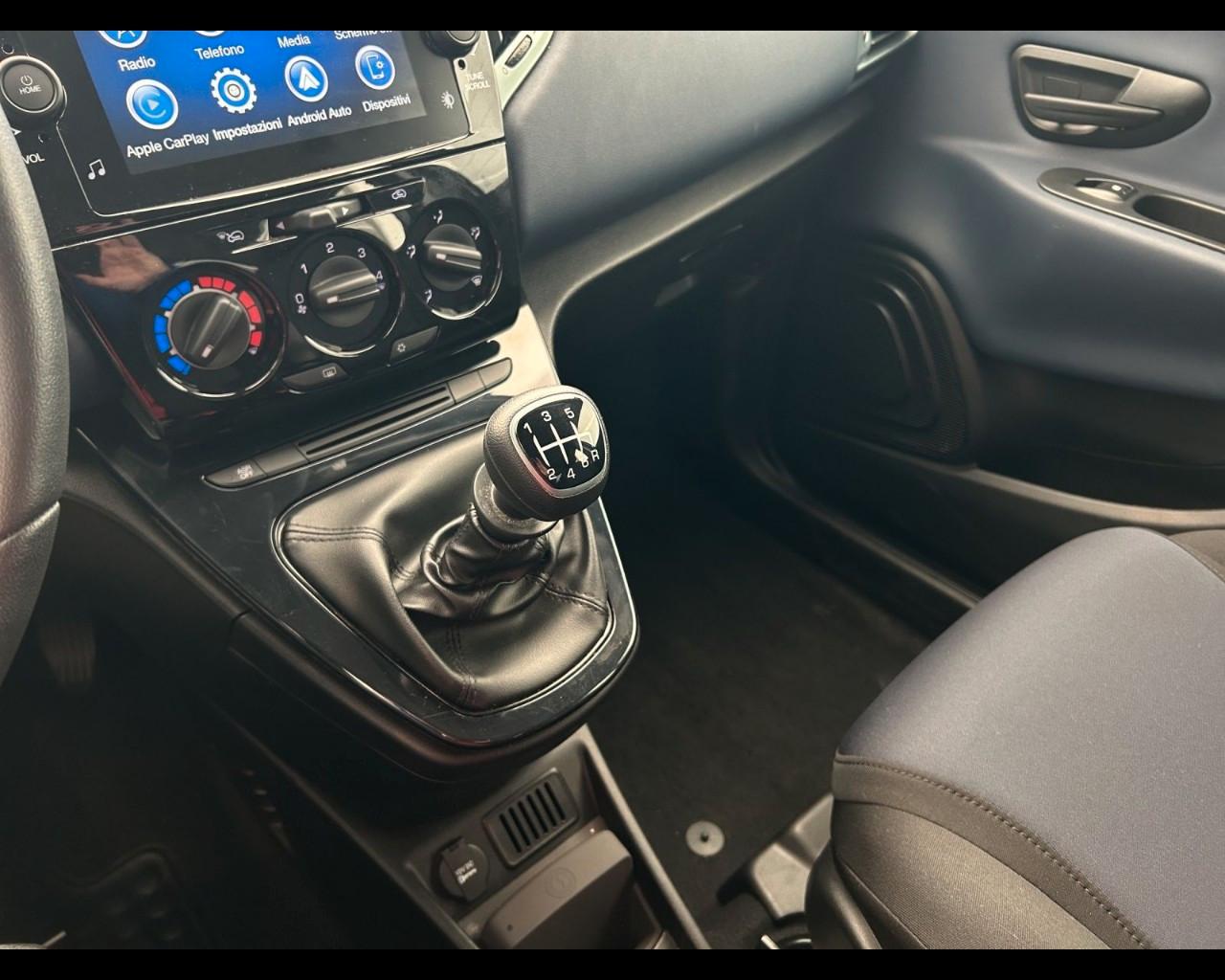 LANCIA Ypsilon III 2021 - Ypsilon 1.0 firefly hybrid Platino s&s 70cv