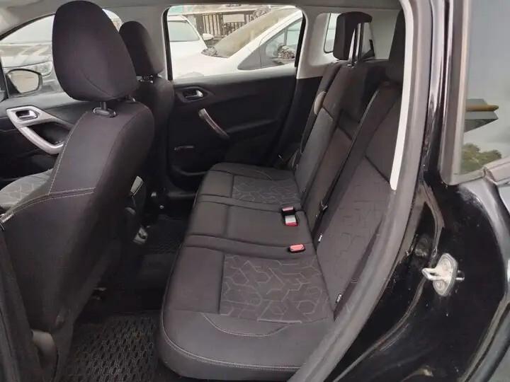 Peugeot 2008 BlueHDi 100 Active