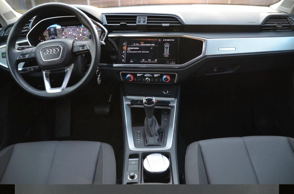 Audi Q3 Q3 II 2021 35 2.0 tdi S line edition s-tronic
