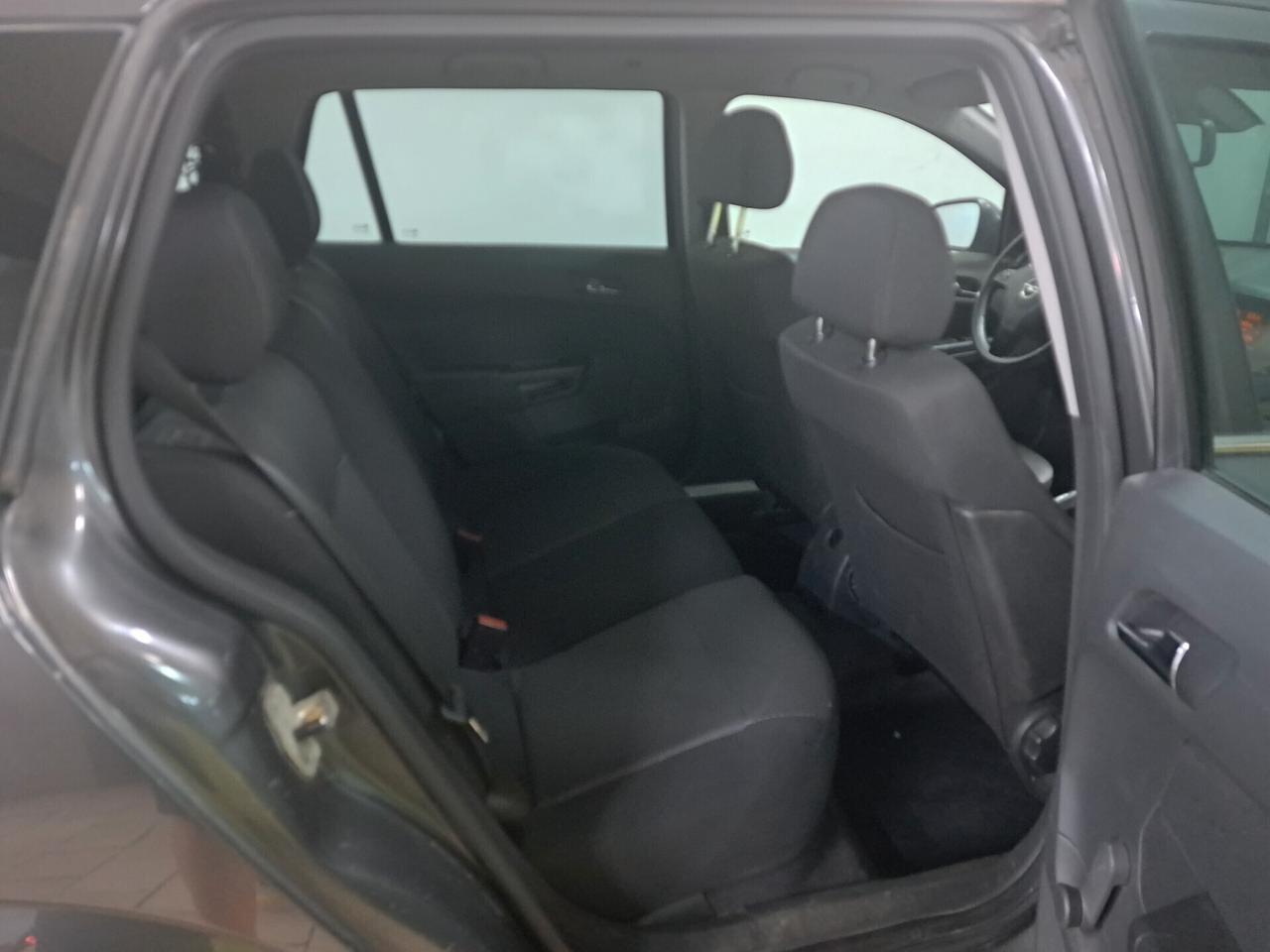 Opel Astra Opel astra 1.6 sw gpl 2010