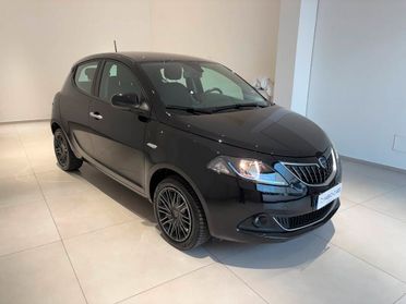 Lancia Ypsilon III 1.0 firefly hybrid Silver Plus s&s 70cv