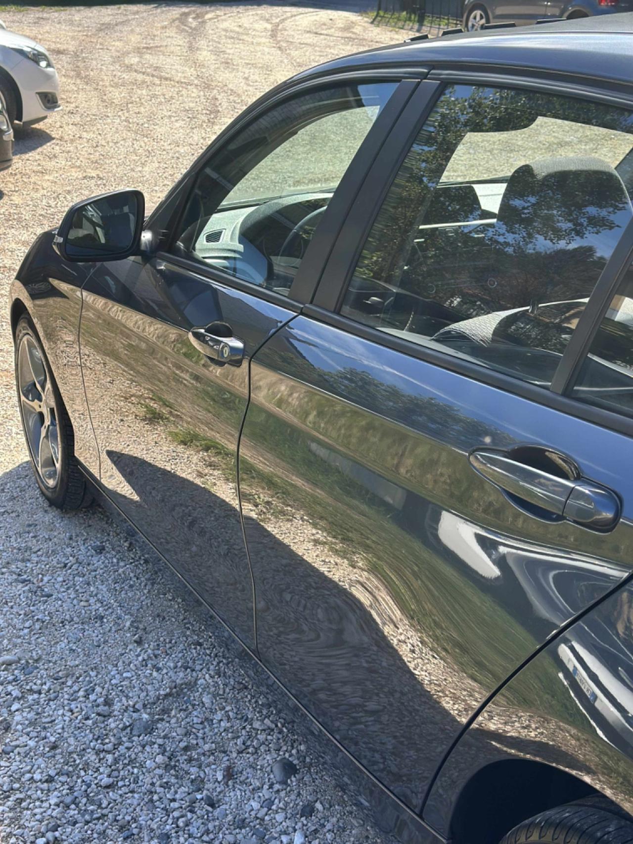 Bmw 118d 5p. URBAN TETTO KMCERT UNICOPR KMCERT GARANZ