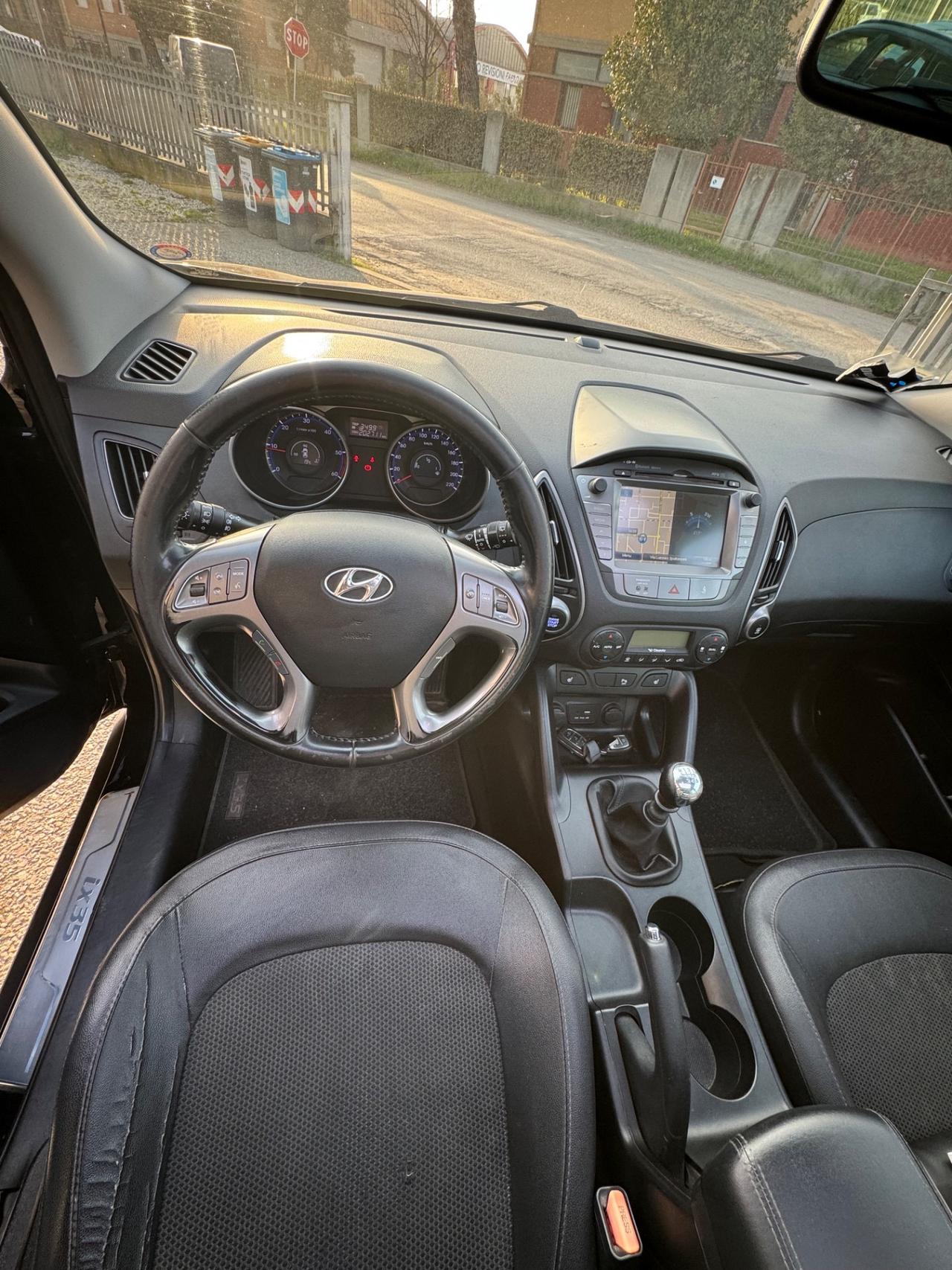 Hyundai iX35 1.7 CRDi 2WD Xpossible