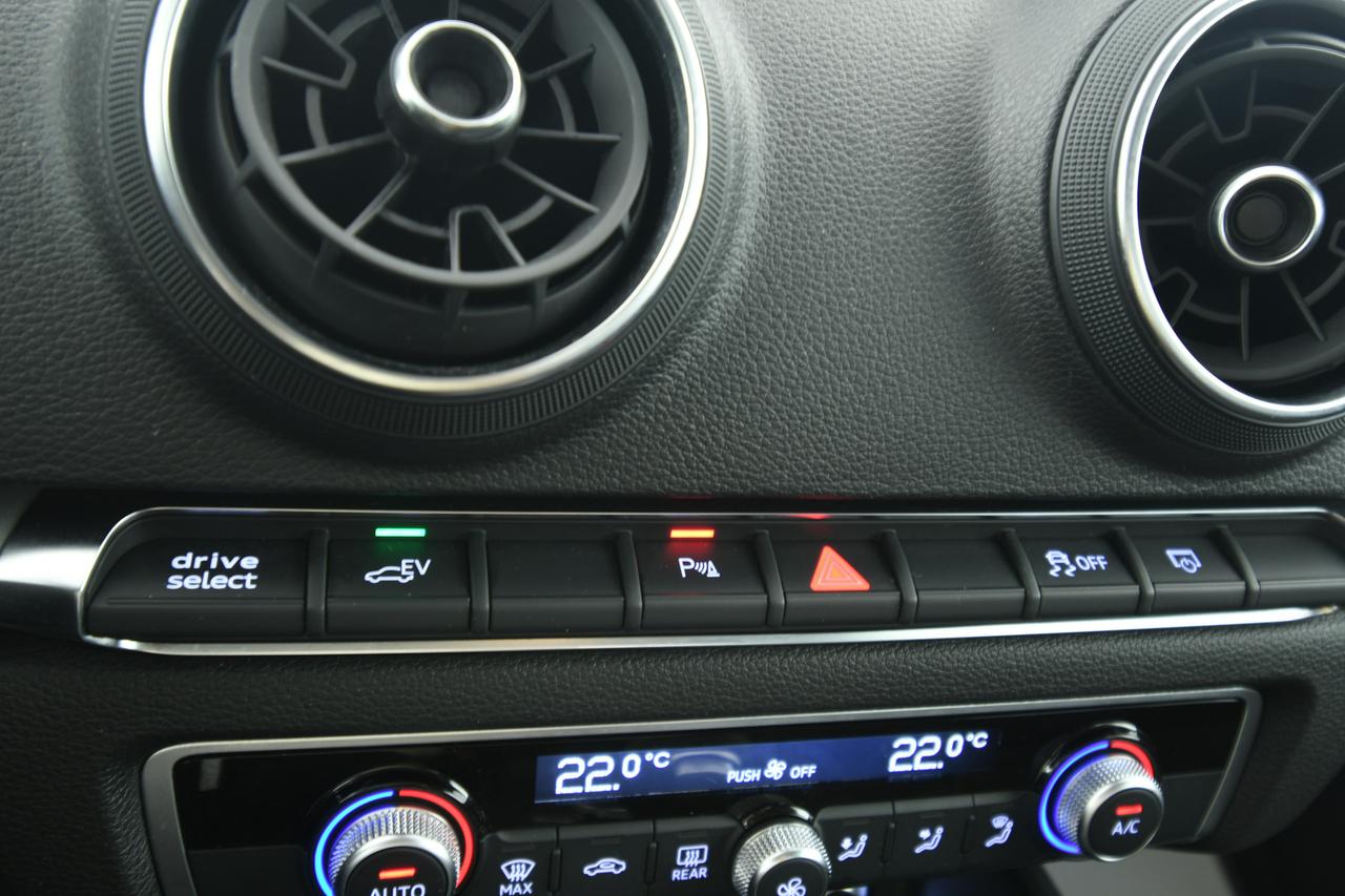 AUDI A3 Sportback 40 1.4 tfsi e-tron Sport s-tronic ACC+LED+BLUETOOTH