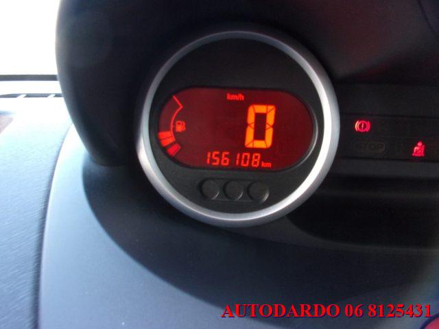 RENAULT Twingo 1.2 16V Quickshift Initiale