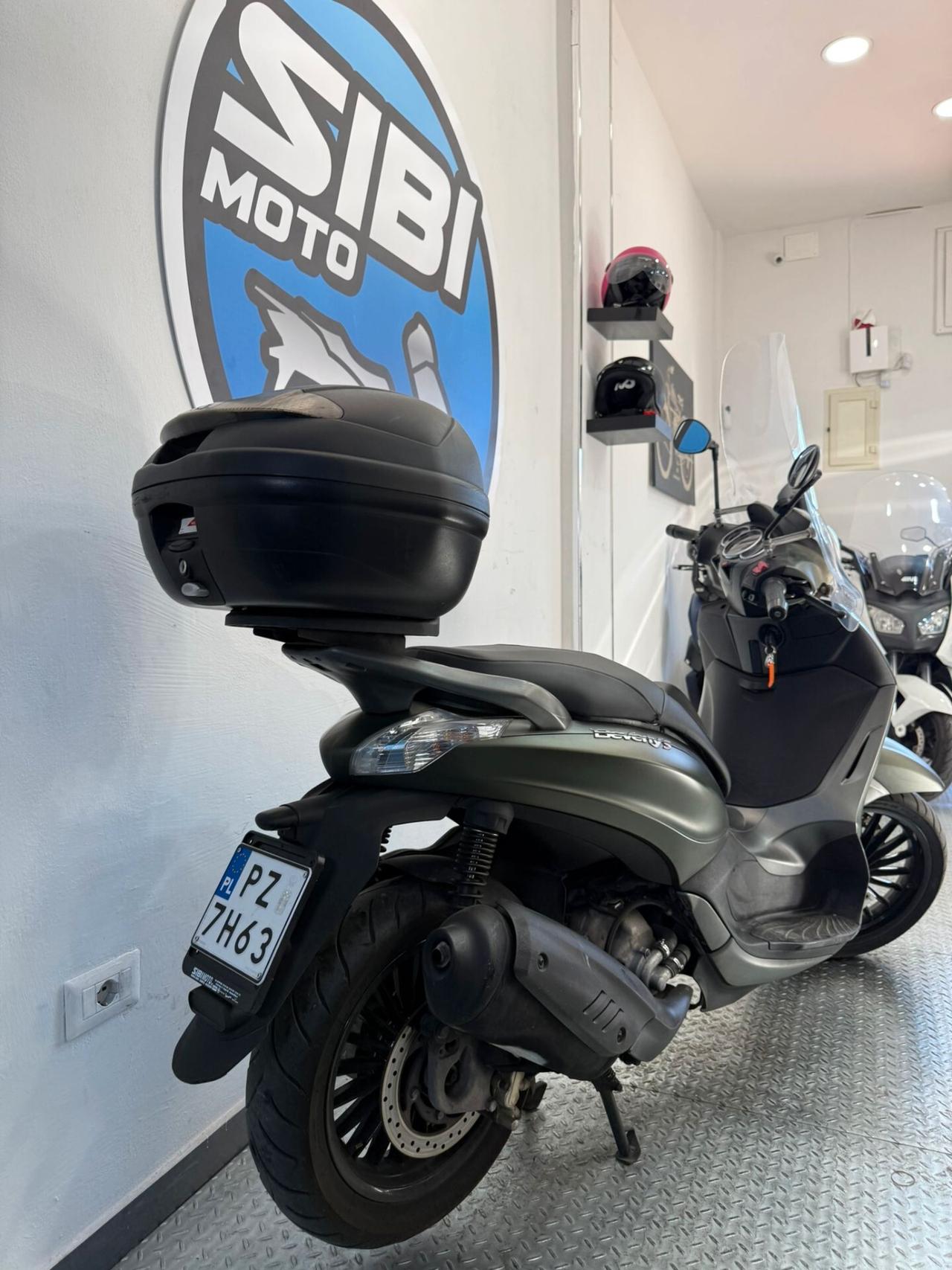 Piaggio Beverly 300