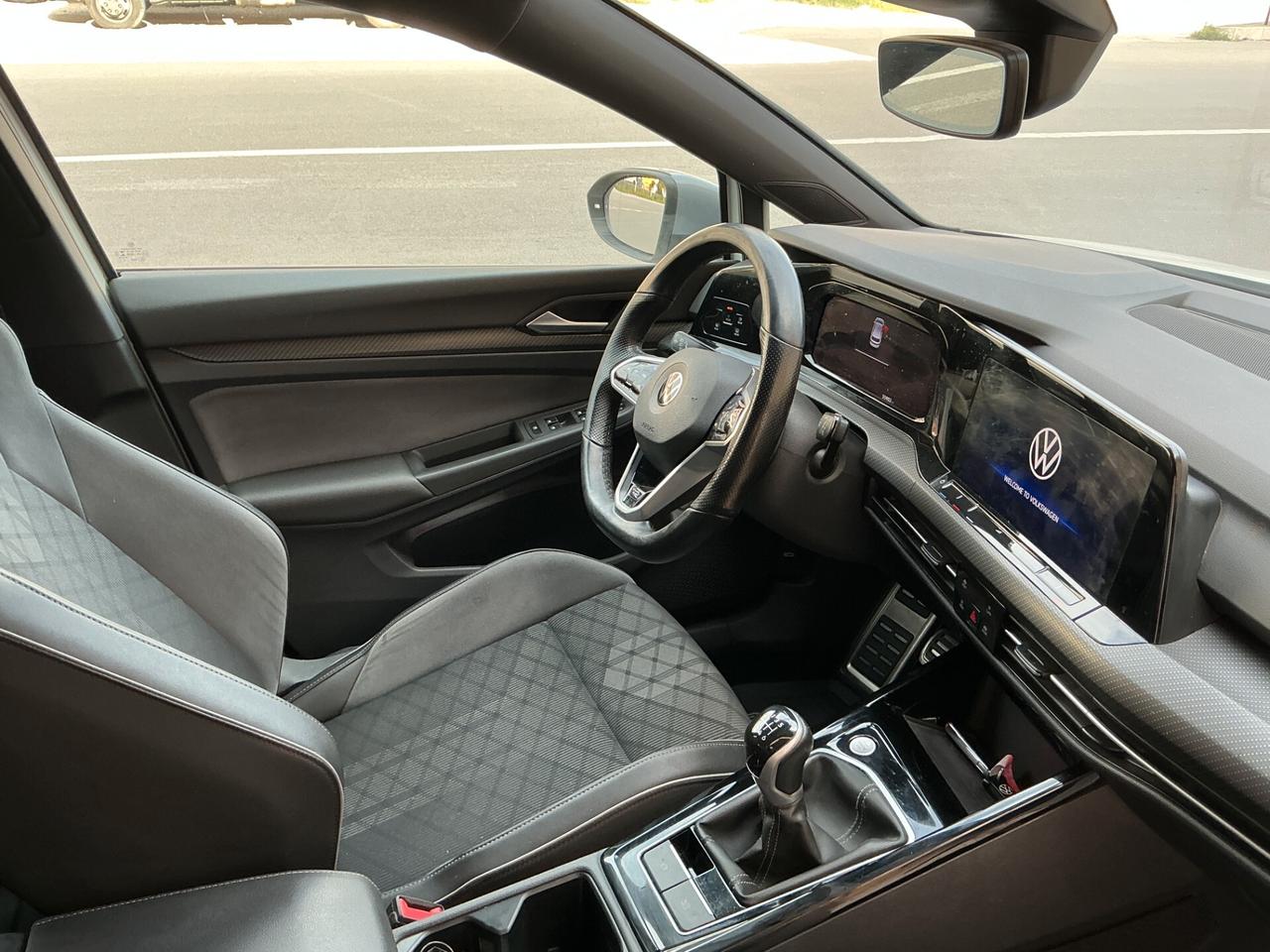 Volkswagen Golf 1.5 TSI 150 CV EVO ACT R-Line