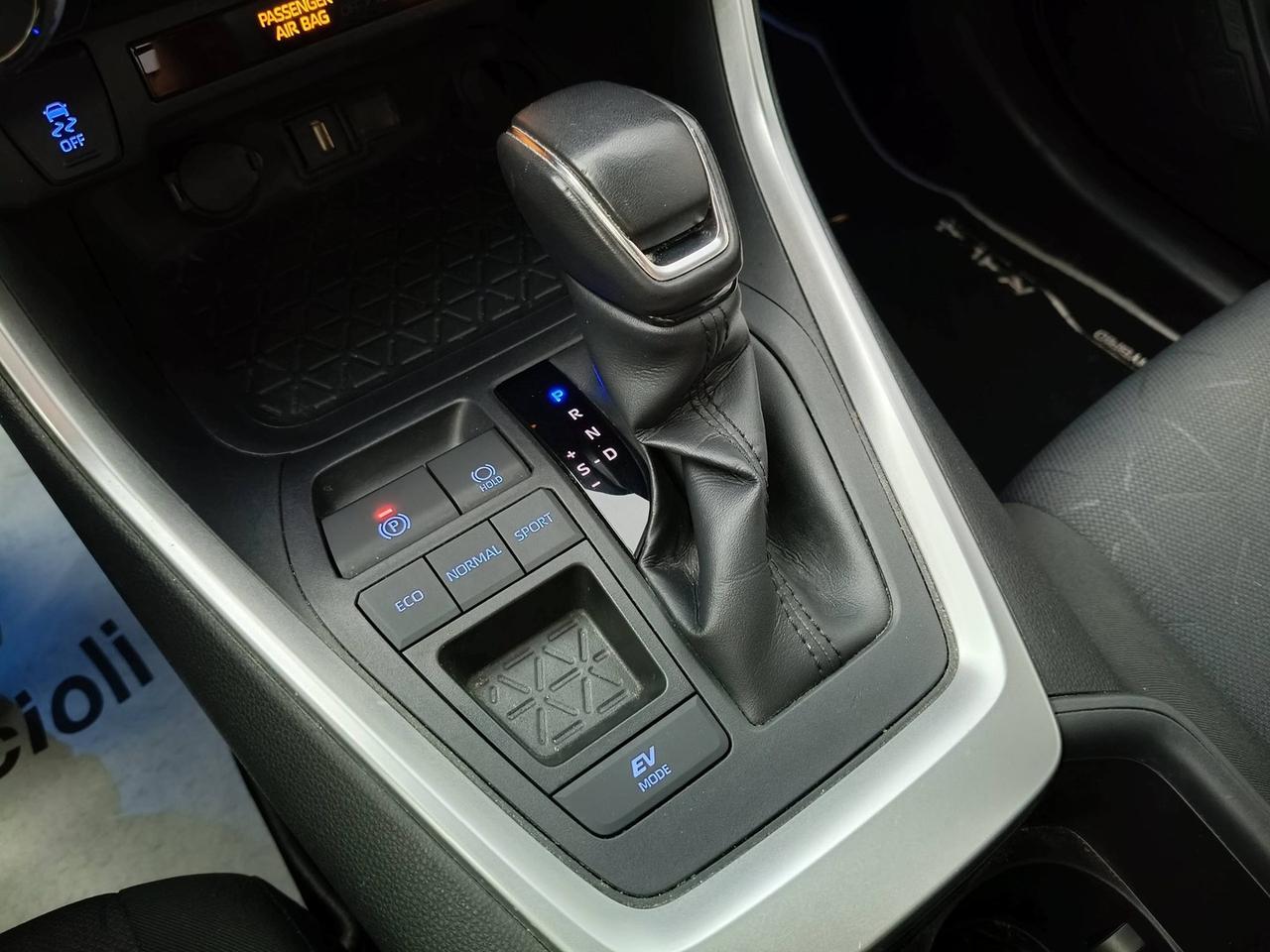 TOYOTA Rav4 V 2022 - Rav4 2.5 vvt-ie h Dynamic 2wd 218cv e-cvt