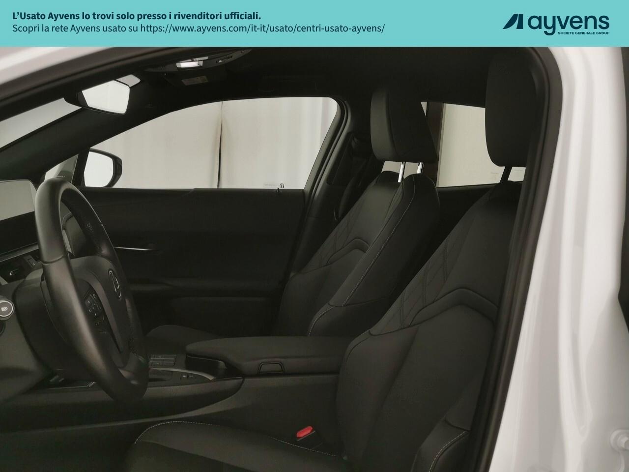 Lexus UX Hybrid Design 2WD