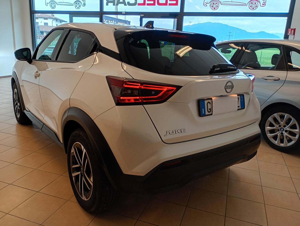 Nissan Juke 1.0 DIG-T 114 CV N-Connecta